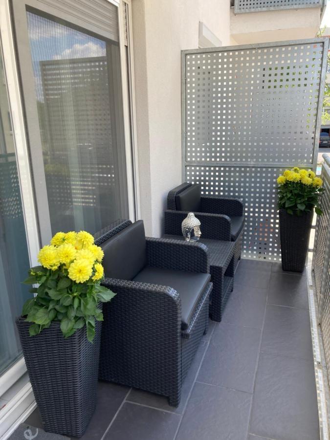 Swiss Luxury Apartment Mosonmagyarovar Exterior foto
